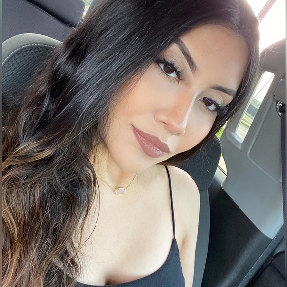 Meet your Posher, Jacqueline - Picture 1 of 1